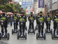  Полицейские китайского города Ченду теперь будут патрулировать улицы на Segway